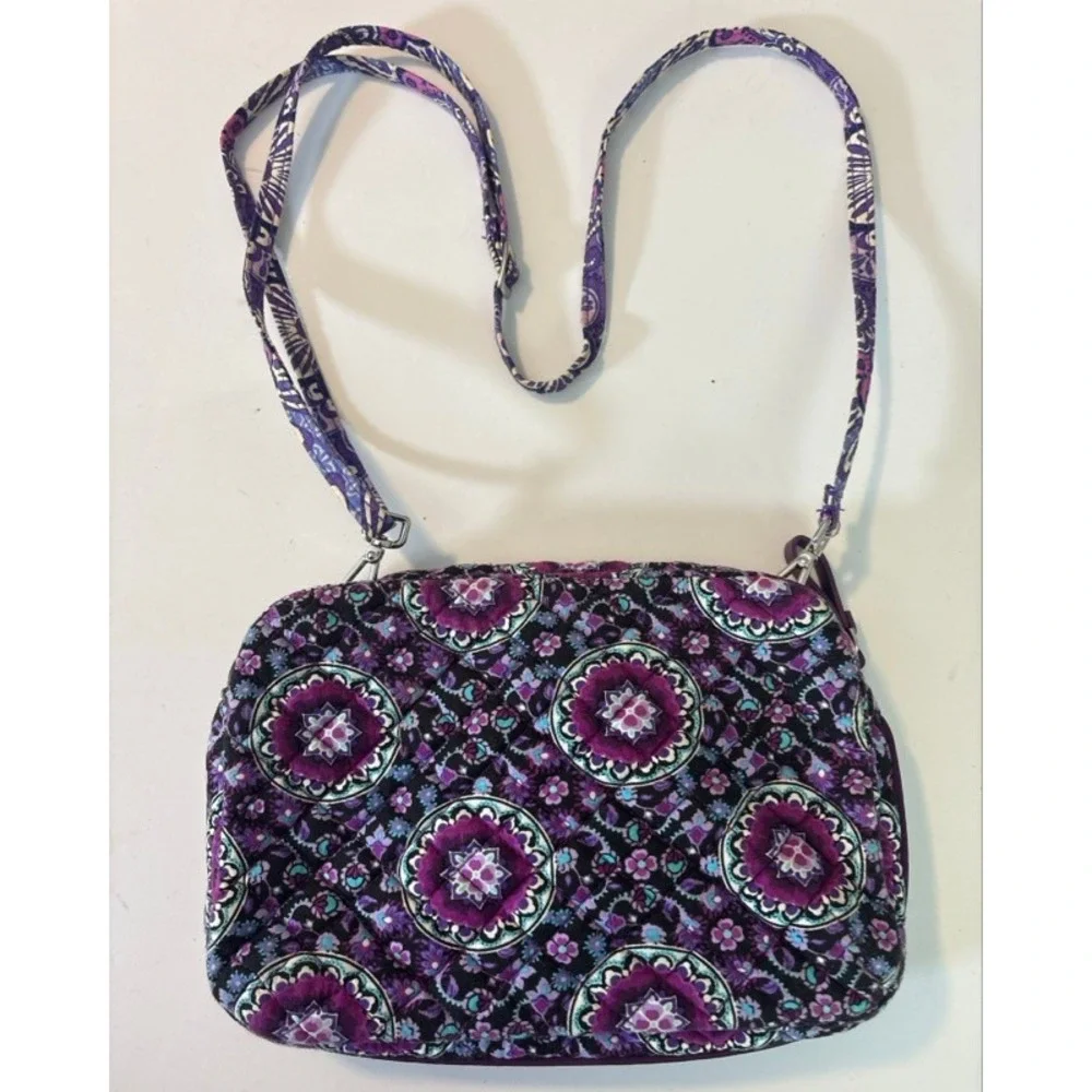 Vera Bradley Plum Pansy Quilted Cotton Crossbody Bag Purple‎ Floral Medallion